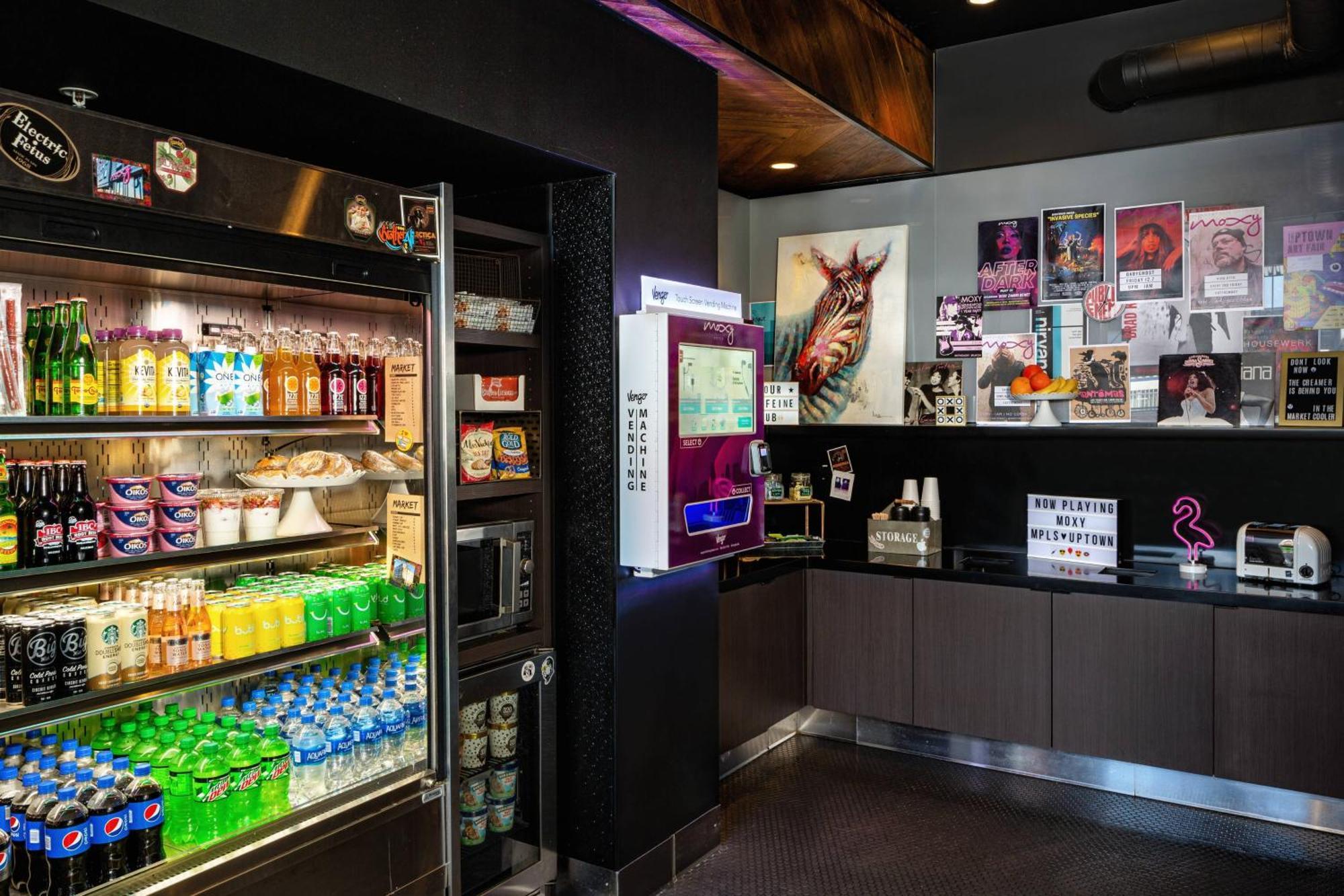 Moxy Minneapolis Uptown Exterior foto